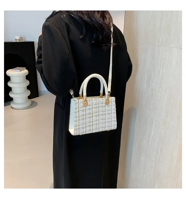 Women's 1-Shoulder Crossbody Satchel Bag Black White Grid Design — feature 15