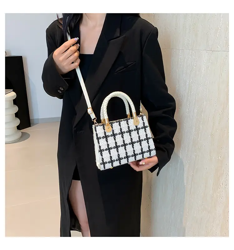 Women's 1-Shoulder Crossbody Satchel Bag Black White Grid Design — feature 18