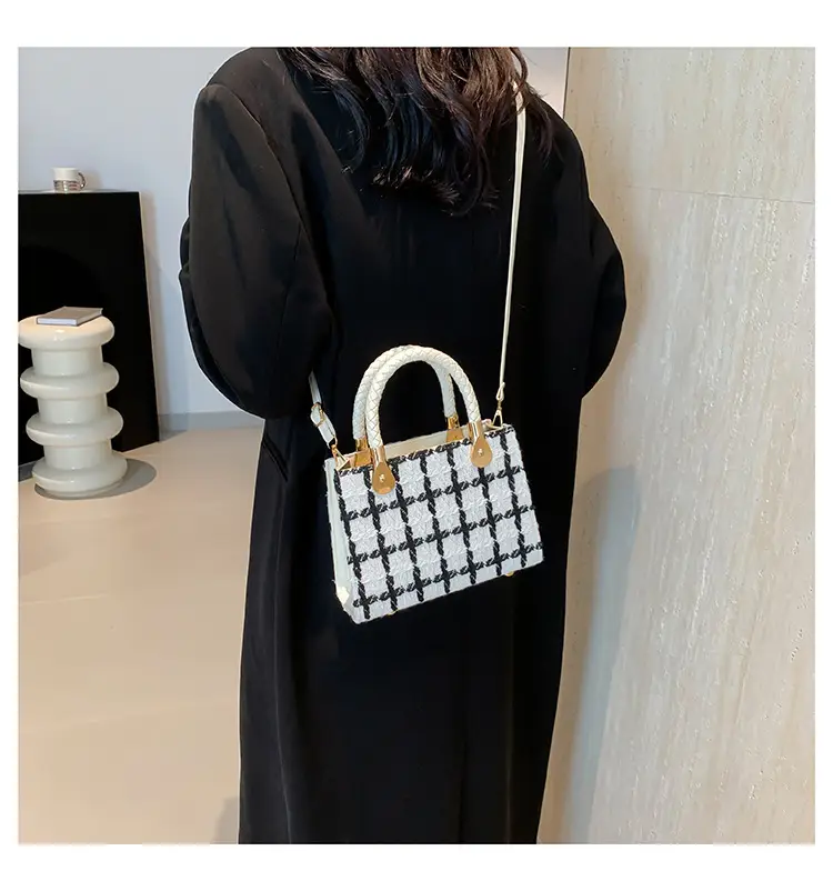 Women's 1-Shoulder Crossbody Satchel Bag Black White Grid Design — feature 19
