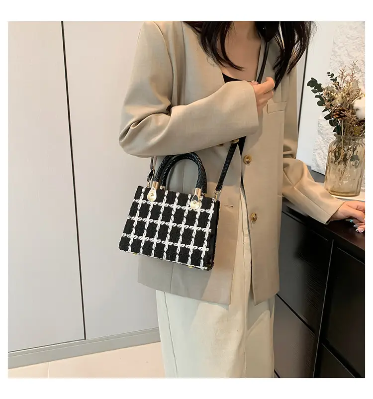 Women's 1-Shoulder Crossbody Satchel Bag Black White Grid Design — feature 9