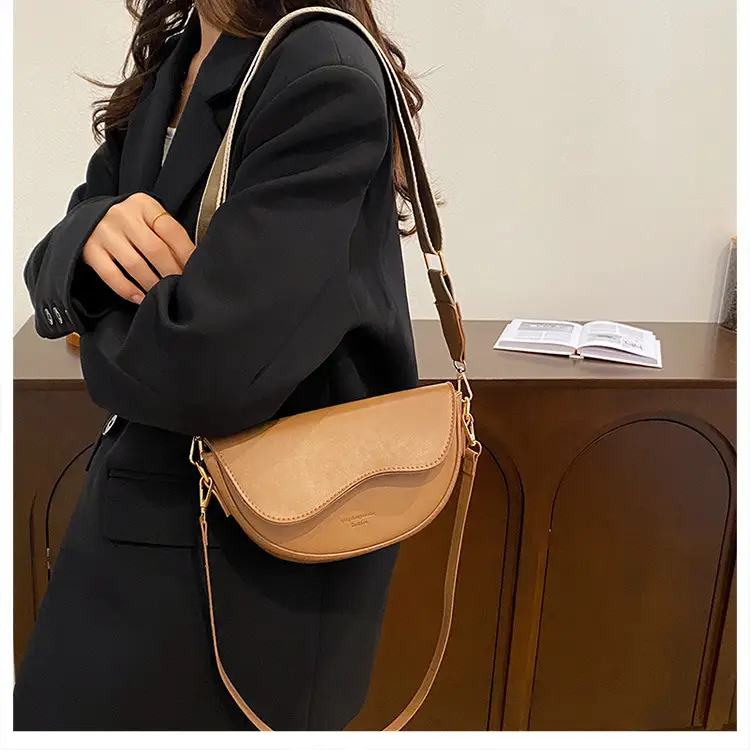 Black French Niche Crossbody Bag for Women — feature 12