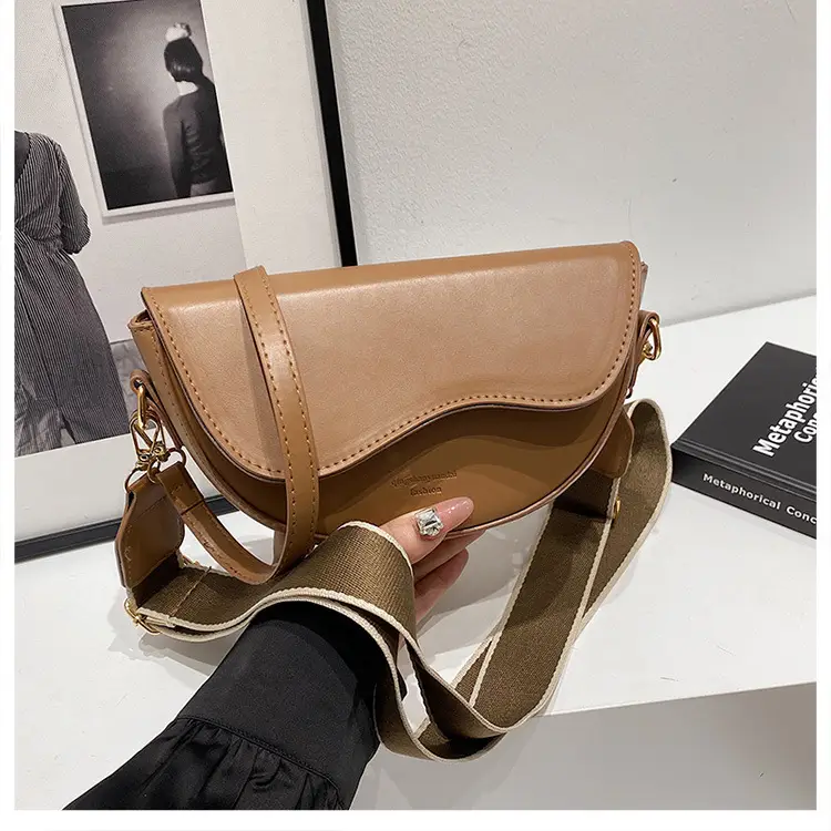 Black French Niche Crossbody Bag for Women — feature 20