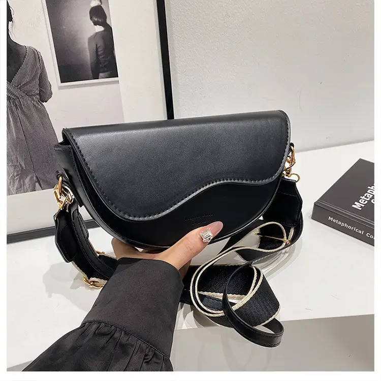 Black French Niche Crossbody Bag for Women — feature 21