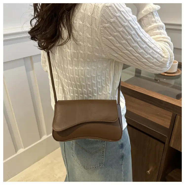 Women's Brown Square Shoulder Bag for Summer 2025 — feature 15
