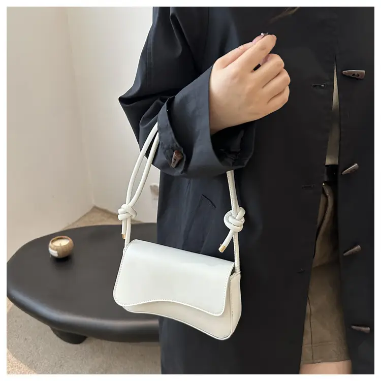 Women's Brown Square Shoulder Bag for Summer 2025 — feature 7