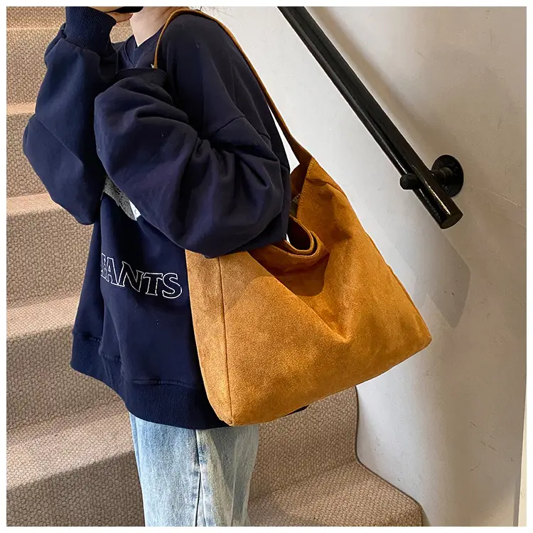 Black Fleece Tote Bag Large Capacity Work Commuter Shoulder Bag — feature 16