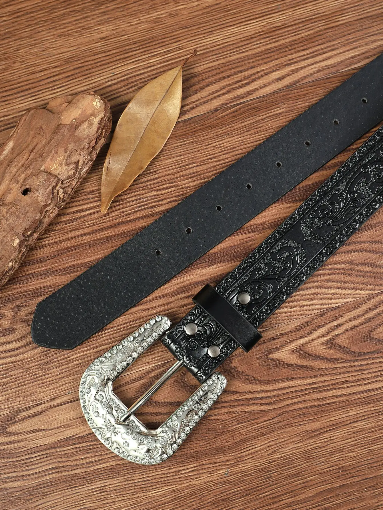 Women Leather Belt with Full Diamond Rhinestone Buckle — feature 5