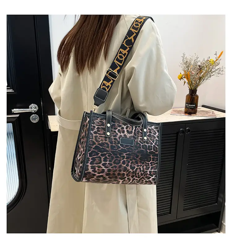 Leopard Print Shoulder Bag 2024 New Autumn Winter Fashion — feature 14