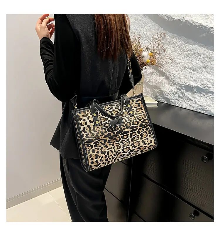 Leopard Print Shoulder Bag 2024 New Autumn Winter Fashion — feature 19