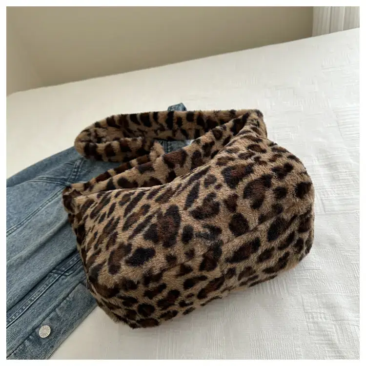 Leopard Plush Women's Shoulder Bag 2021 Autumn Winter — feature 18