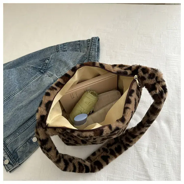 Leopard Plush Women's Shoulder Bag 2021 Autumn Winter — feature 21