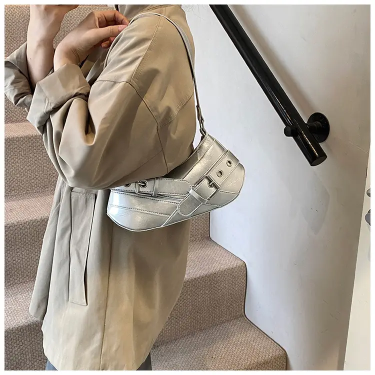 White Leather Shoulder Bag for Women 2025 — feature 8