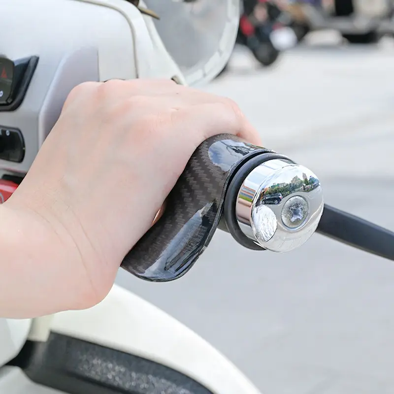Motorcycle throttle handle clip for constant speed cruise assist - Image 5