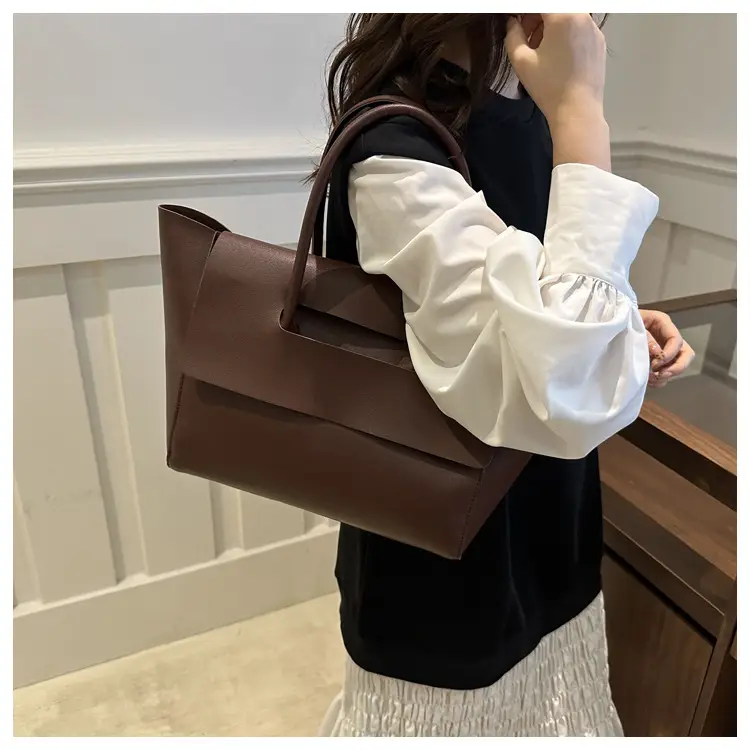 Black Crossbody Shoulder Bag for Women 2024 — feature 18