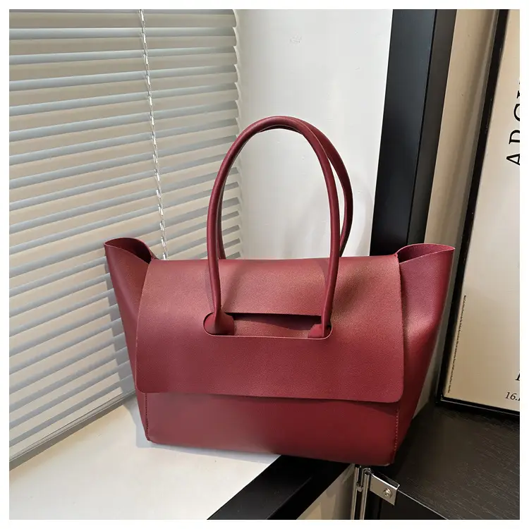Black Crossbody Shoulder Bag for Women 2024 — feature 19