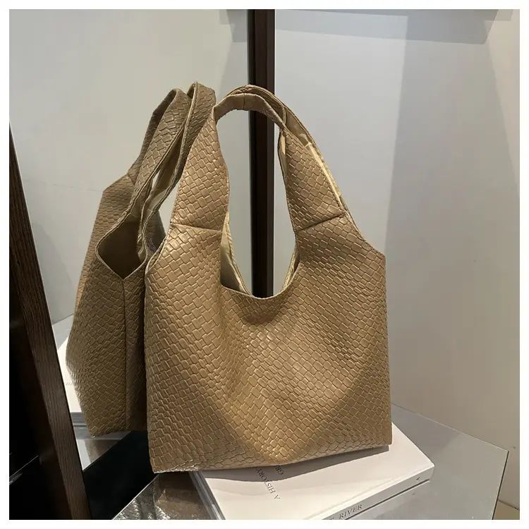 Women's Retro Style Shoulder Bag 2025 New Hot Style — feature 20