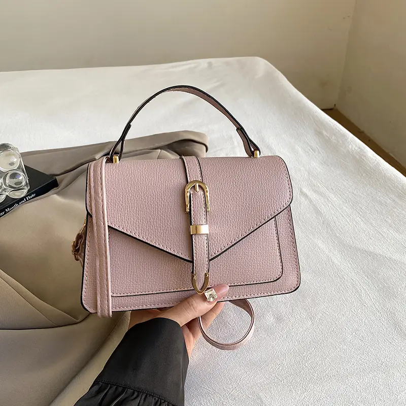 Black Women's Shoulder Bag with Gold Clasp 2025 - Image 3