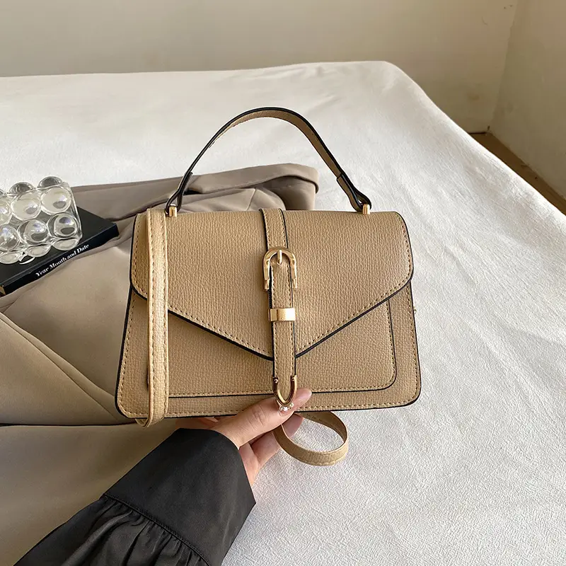 Black Women's Shoulder Bag with Gold Clasp 2025 - Image 5