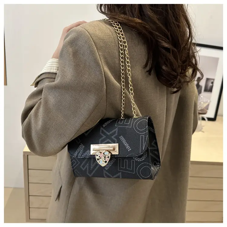 Pink Chain Shoulder Bag for Women 2024 — feature 32