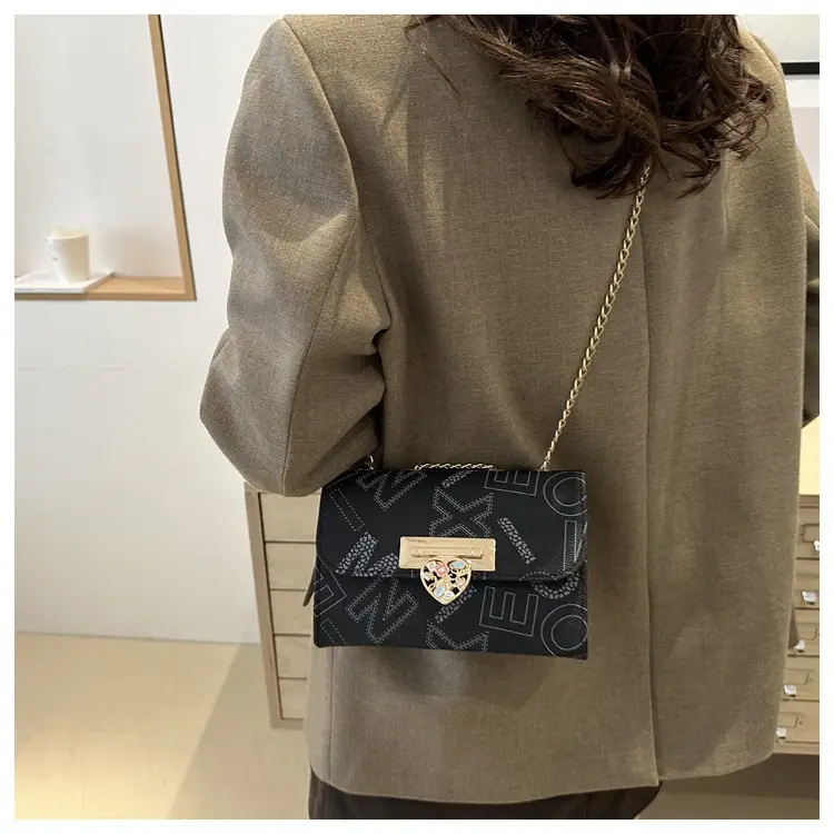 Pink Chain Shoulder Bag for Women 2024 — feature 34