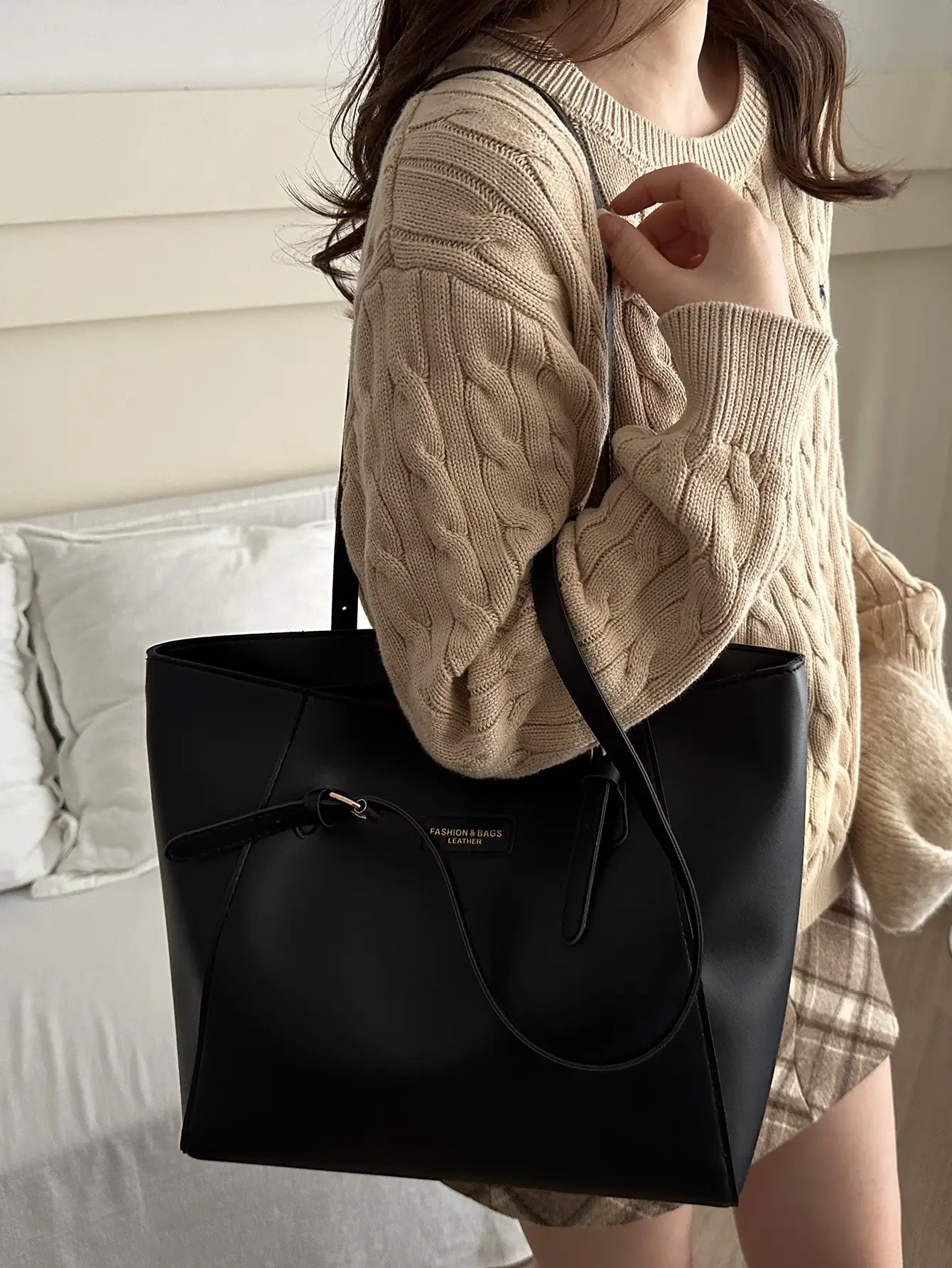 Women's Large Capacity Brown Shoulder Bag 2024