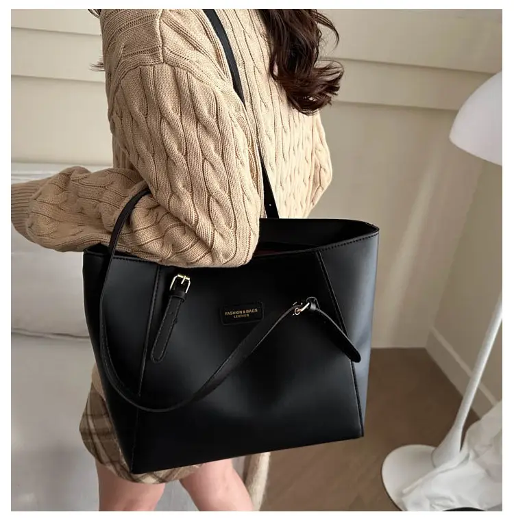 Women's Large Capacity Brown Shoulder Bag 2024 — feature 11