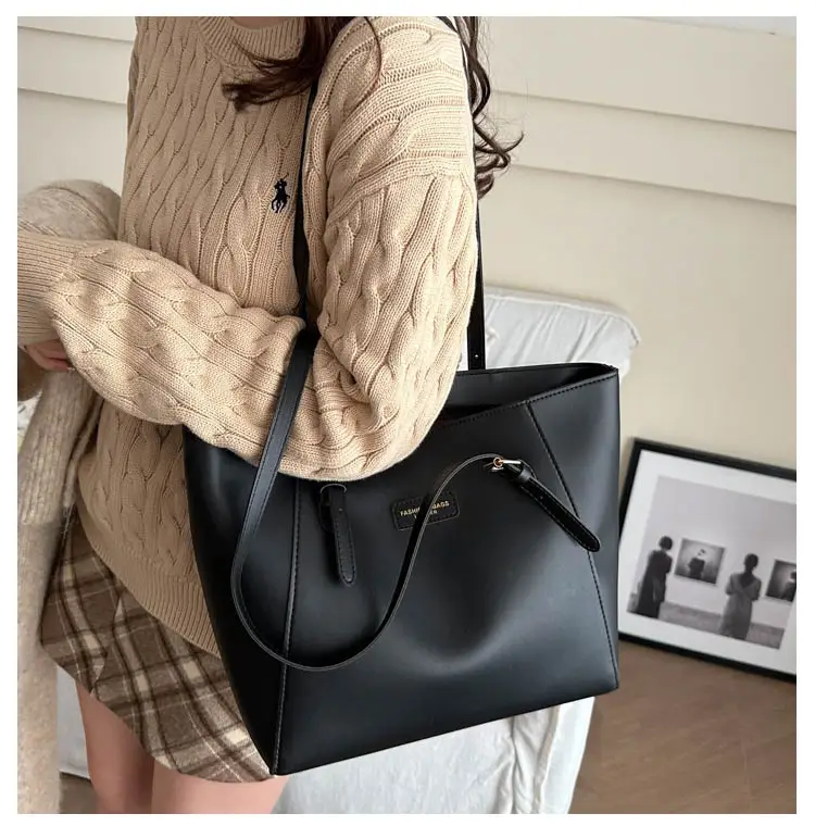 Women's Large Capacity Brown Shoulder Bag 2024 — feature 12