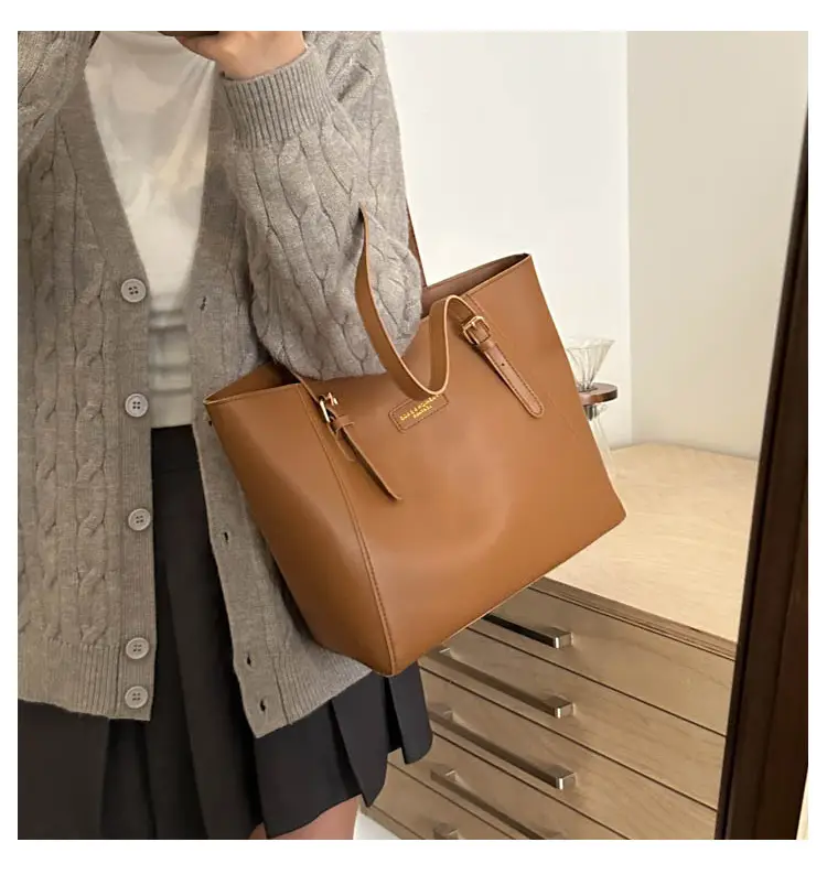 Women's Large Capacity Brown Shoulder Bag 2024 — feature 19