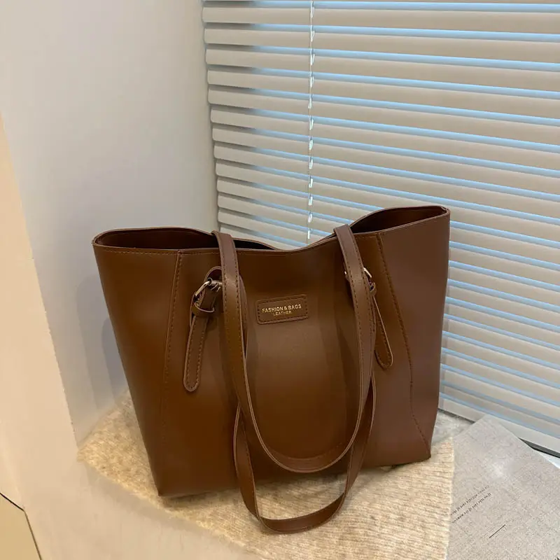 Women's Large Capacity Brown Shoulder Bag 2024