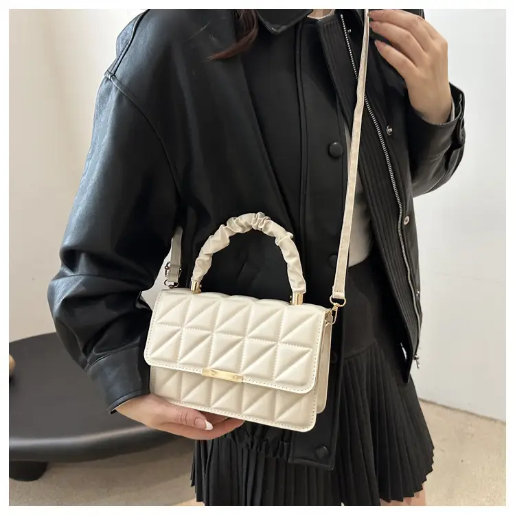 Women's Quilted Brown Shoulder Bag 2024 — feature 11