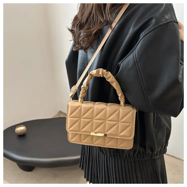 Women's Quilted Brown Shoulder Bag 2024 — feature 13