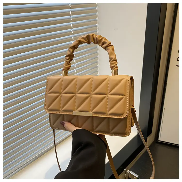 Women's Quilted Brown Shoulder Bag 2024 - Image 4