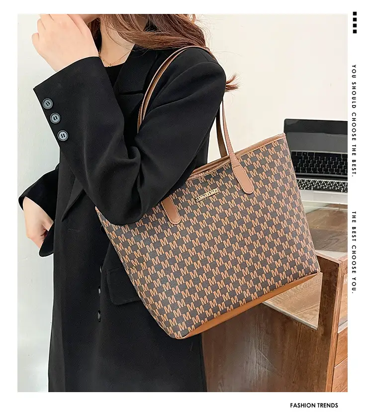 Pink Vintage Checkered Tote Bag for Women Winter Commute — feature 1