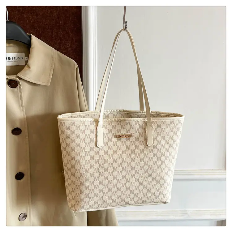 Pink Vintage Checkered Tote Bag for Women Winter Commute
