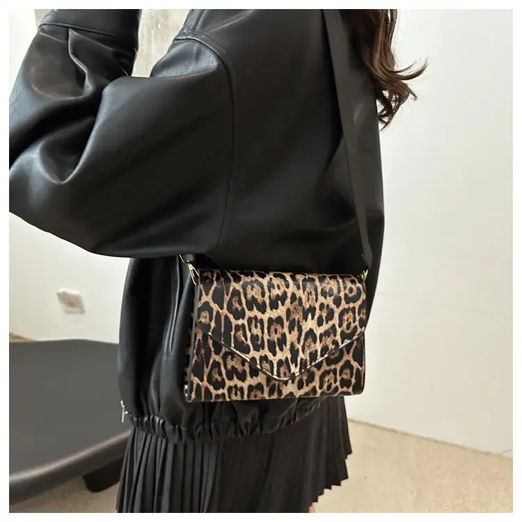 Leopard Print Crossbody Bag for Women 2024 — feature 12