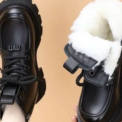 Women's Fleece-Lined Winter Boots Black - Image 4