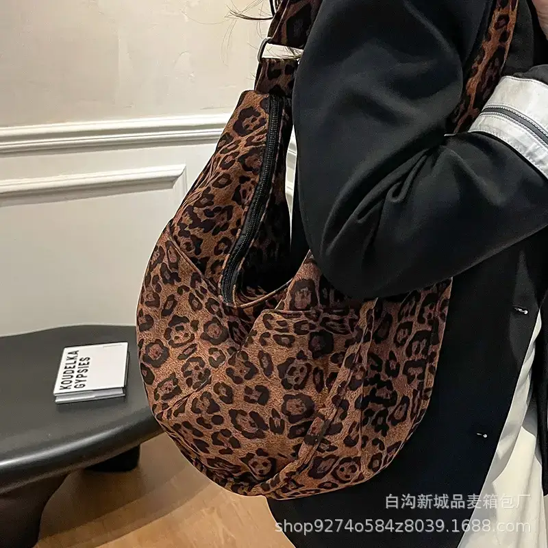 Leopard Print Shoulder Bag 2026 Autumn Winter Large Capacity - Image 4