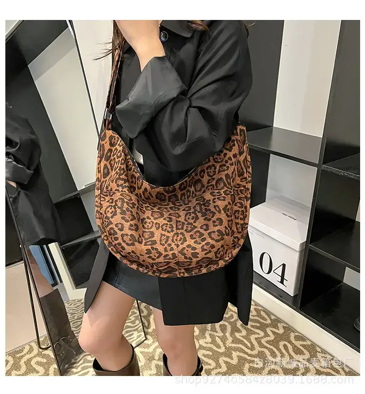 Leopard Print Shoulder Bag 2026 Autumn Winter Large Capacity — feature 1