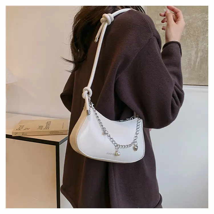 Red Chain Shoulder Bag for Women 2024 Fashion — feature 21
