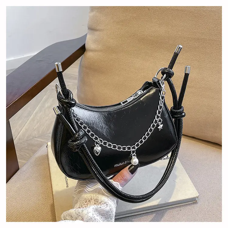 Red Chain Shoulder Bag for Women 2024 Fashion — feature 24