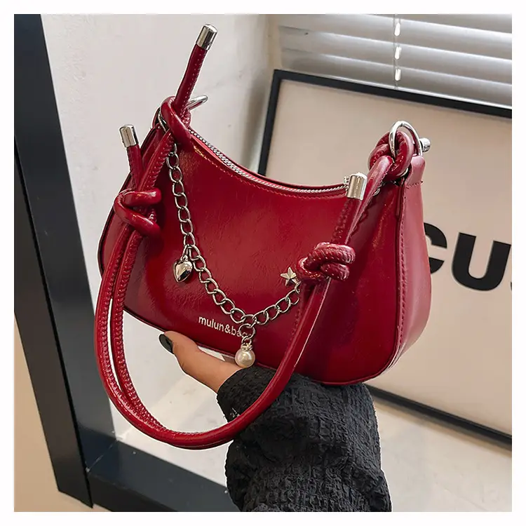 Red Chain Shoulder Bag for Women 2024 Fashion — feature 26