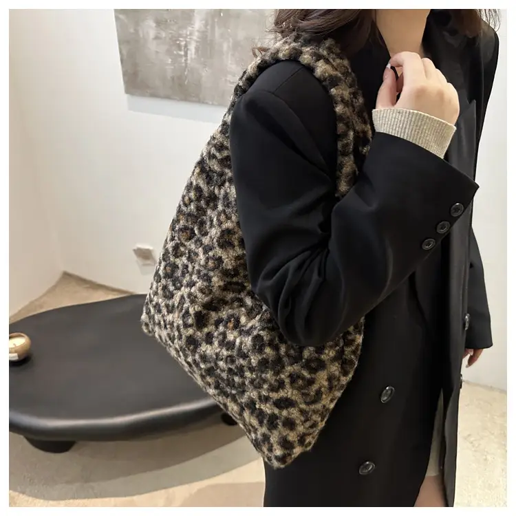 Plush Leopard Print Shoulder Tote Bag for Women — feature 13