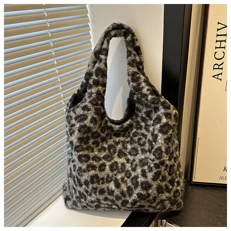 Plush Leopard Print Shoulder Tote Bag for Women — feature 18