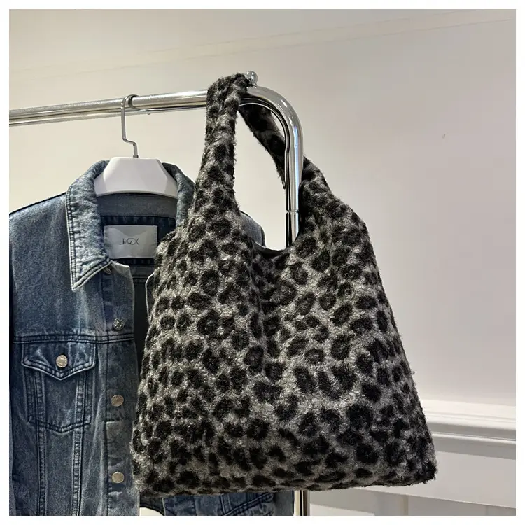 Plush Leopard Print Shoulder Tote Bag for Women — feature 20