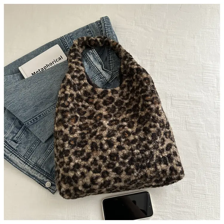Plush Leopard Print Shoulder Tote Bag for Women — feature 9