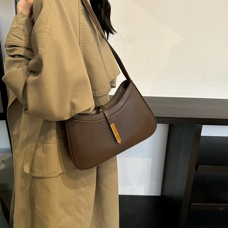 Women Crossbody Bag Brown Leather 2025 Retro Design - Image 8