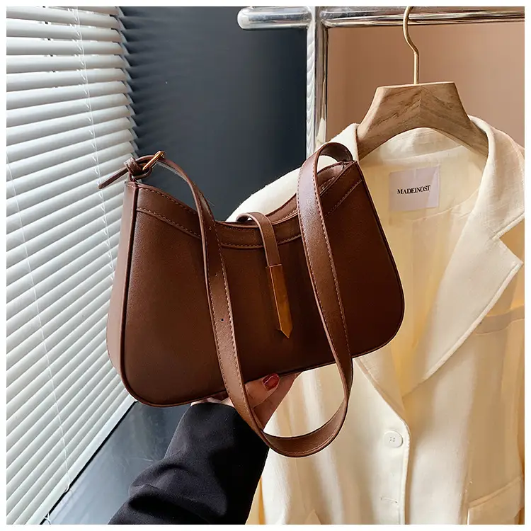 Women Crossbody Bag Brown Leather 2025 Retro Design — feature 21