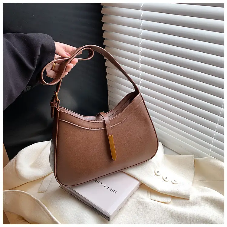 Women Crossbody Bag Brown Leather 2025 Retro Design — feature 25