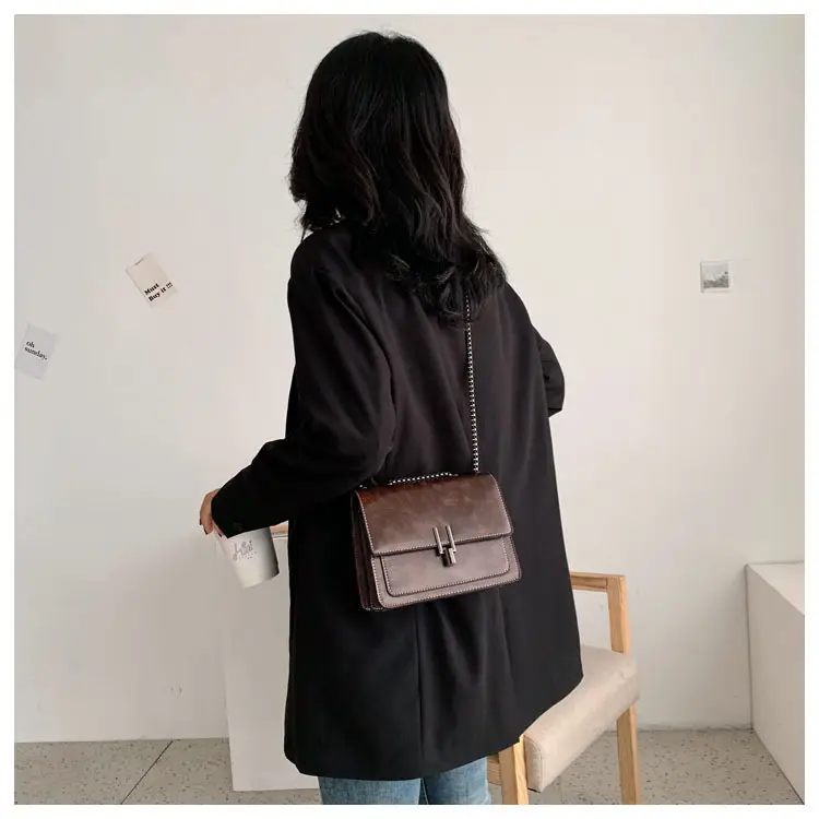 Women's Retro Chain Messenger Bag Small Square Shoulder — feature 12