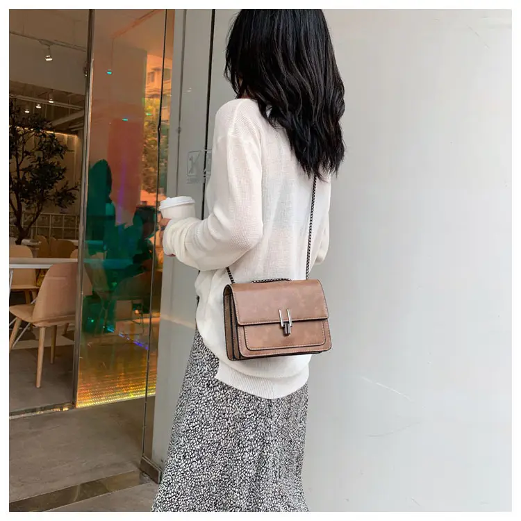 Women's Retro Chain Messenger Bag Small Square Shoulder — feature 17